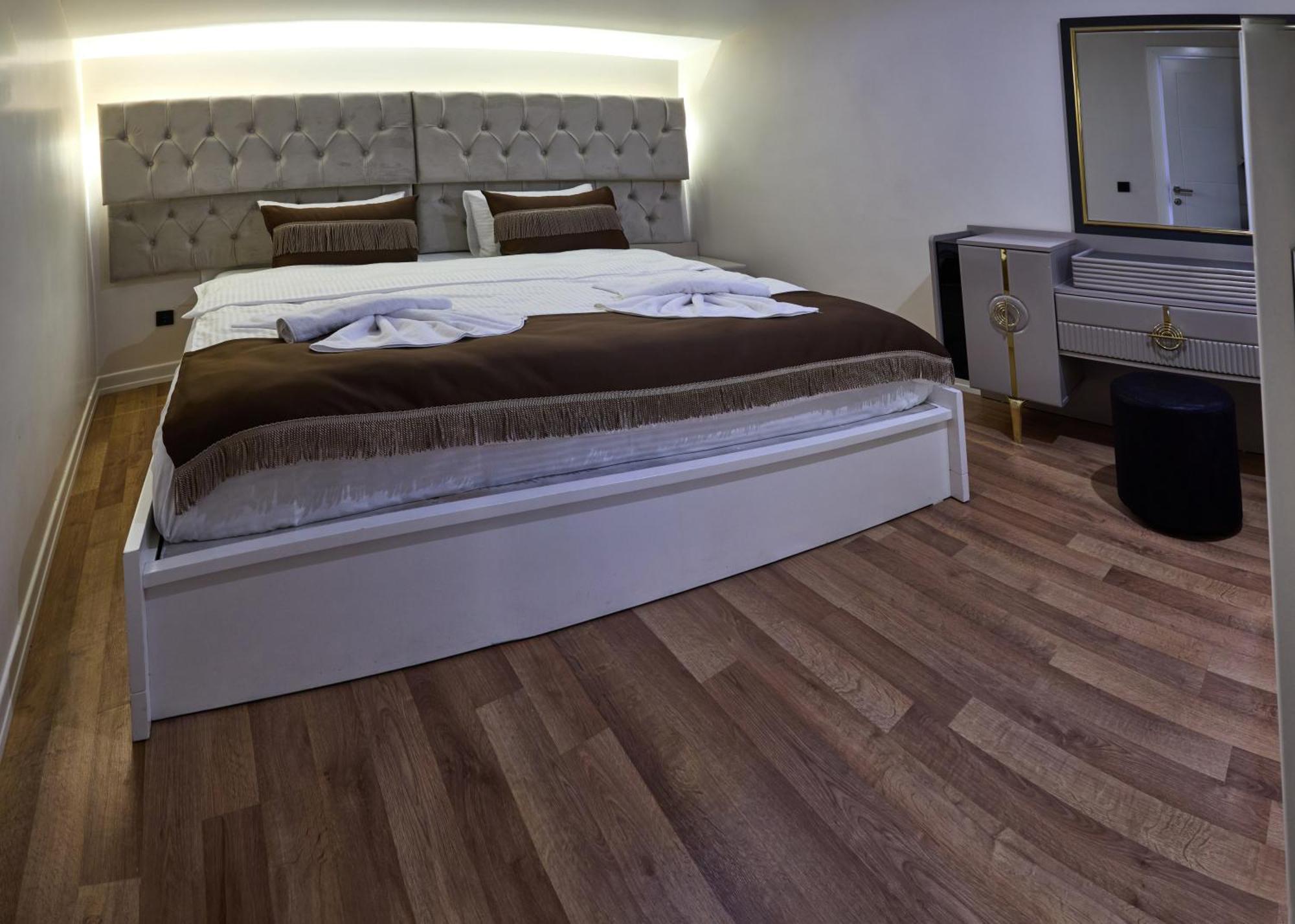 Taksim By Aydin Suites Hotel Istanbul Exterior photo